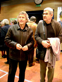 photo1