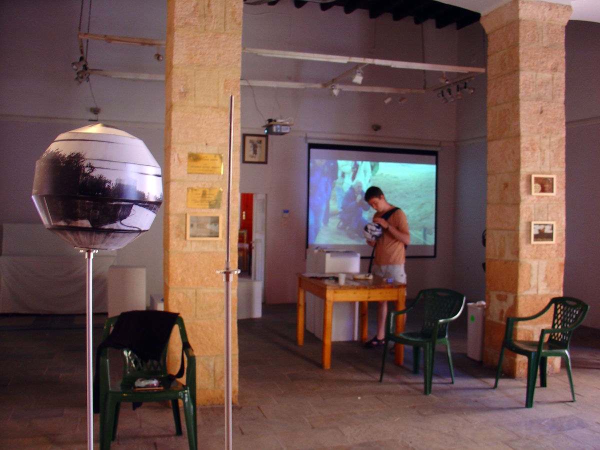 LIGHT | IMAGE | ILLUSION