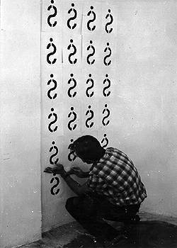 A kérdõjeles sorozatból / From the question-mark series