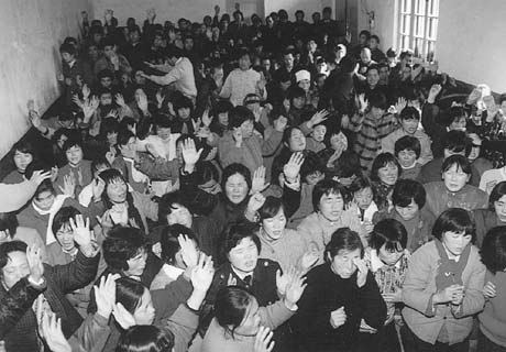 Vall&aacute;si &aacute;hitat az evangelikus h&aacute;zi gy&uuml;lekezetben