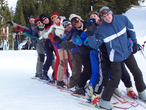 ...azrt h volt, bven...></p>
          <p align=