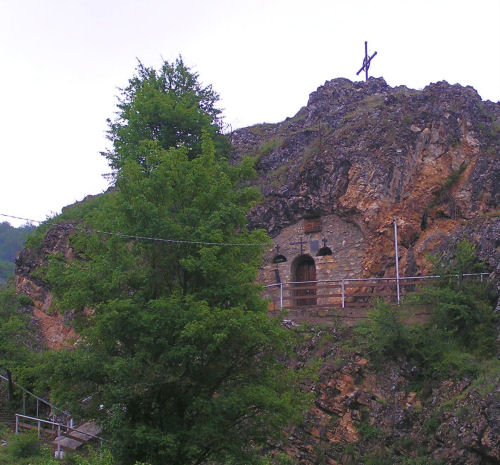 Tran barlang kápolna