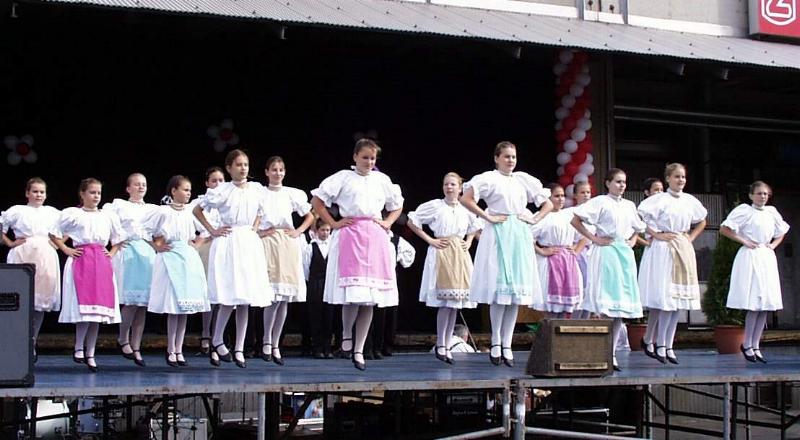 Tblb Gyermek Nptncegyttes - Neptanc13.jpg