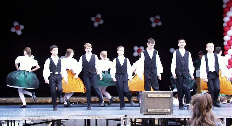 Tblb Gyermek Nptncegyttes - Neptanc3.jpg