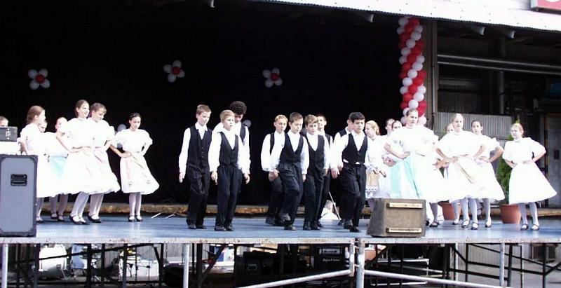 Tblb Gyermek Nptncegyttes - Neptanc7.jpg