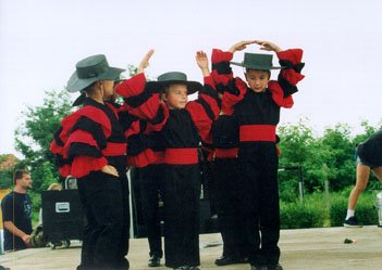 Spanyol tncosok a sznpadon