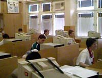 W4.JPG (13408 bytes)