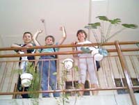 W8.JPG (12144 bytes)